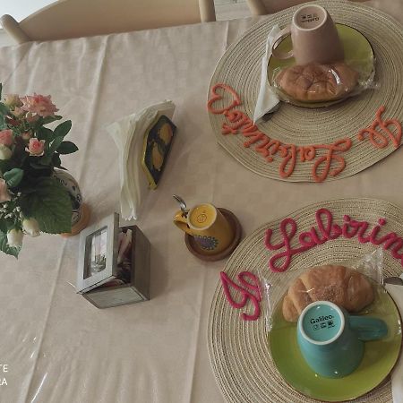 スルモナ Il Labirinto Bed & Breakfast エクステリア 写真