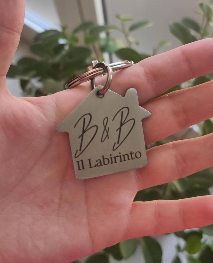 スルモナ Il Labirinto Bed & Breakfast エクステリア 写真