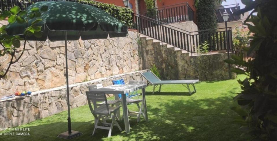 スルモナ Il Labirinto Bed & Breakfast エクステリア 写真